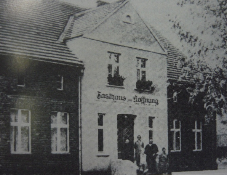 Reinhold Petzke (Schiller) i utworzona restauracja "Zur Hoffnung" w Bródkach.